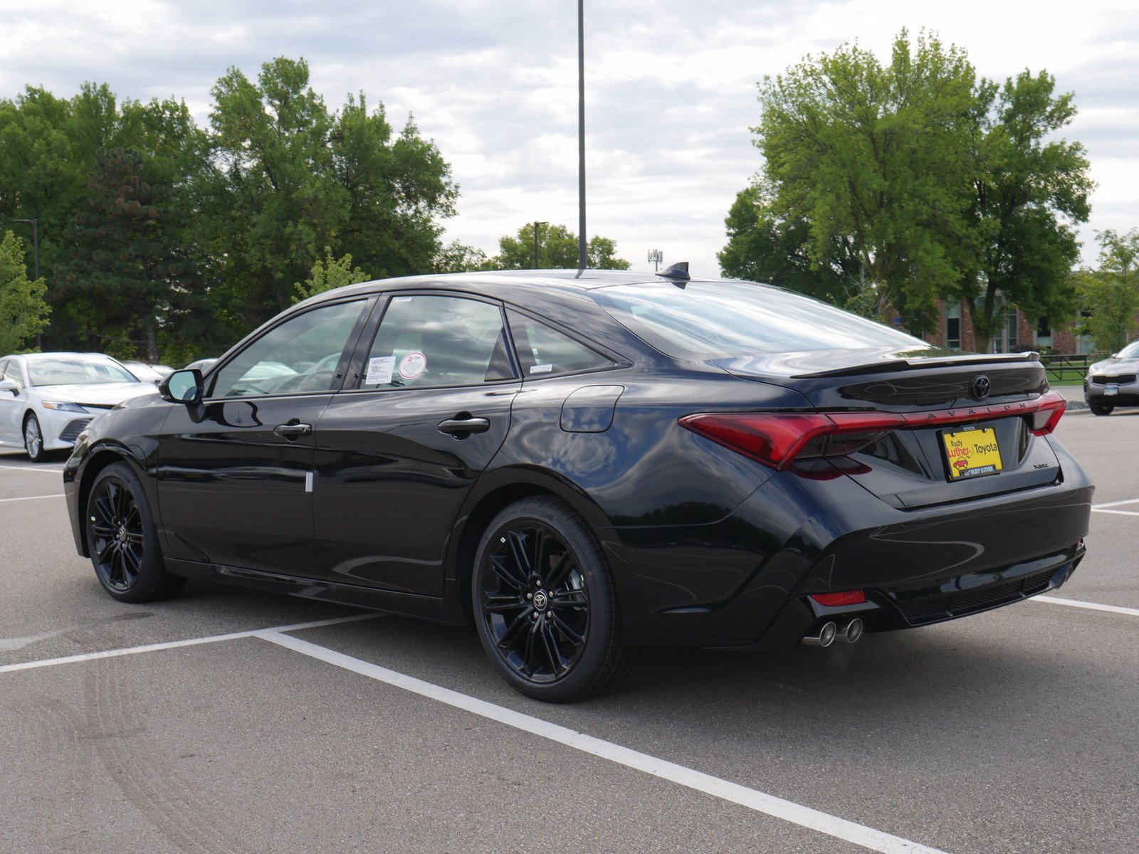 New 2021 Toyota Avalon XSE Nightshade 4dr Car in Golden Valley #210040 ...